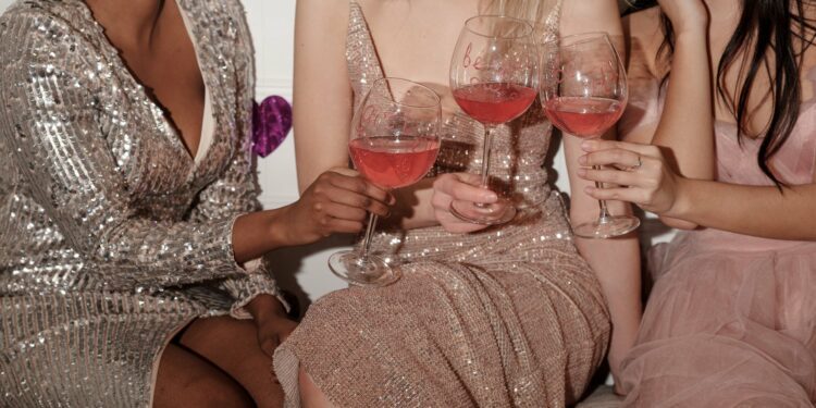 The Top 10 Sizzling Looks From Manish Malhotra’s Latest Collection