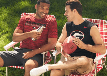 5 Reasons It’s The Best Way To Shop Your Favorite Sports Jersey from Fanatics