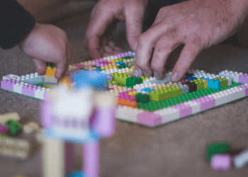5 Reasons To Play Block Games With Your Kids Today