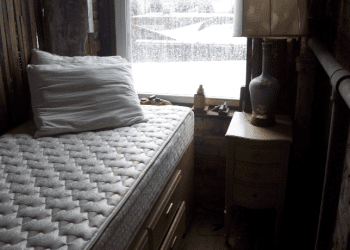 Why You Should Consider Buying A Mattress From An Online Company